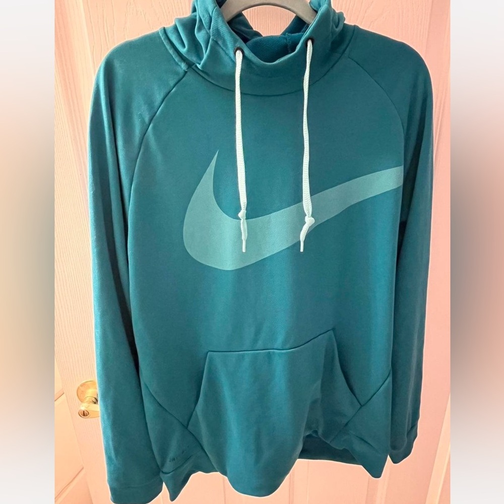 Nike Women’s Teal Hoodie Sweater